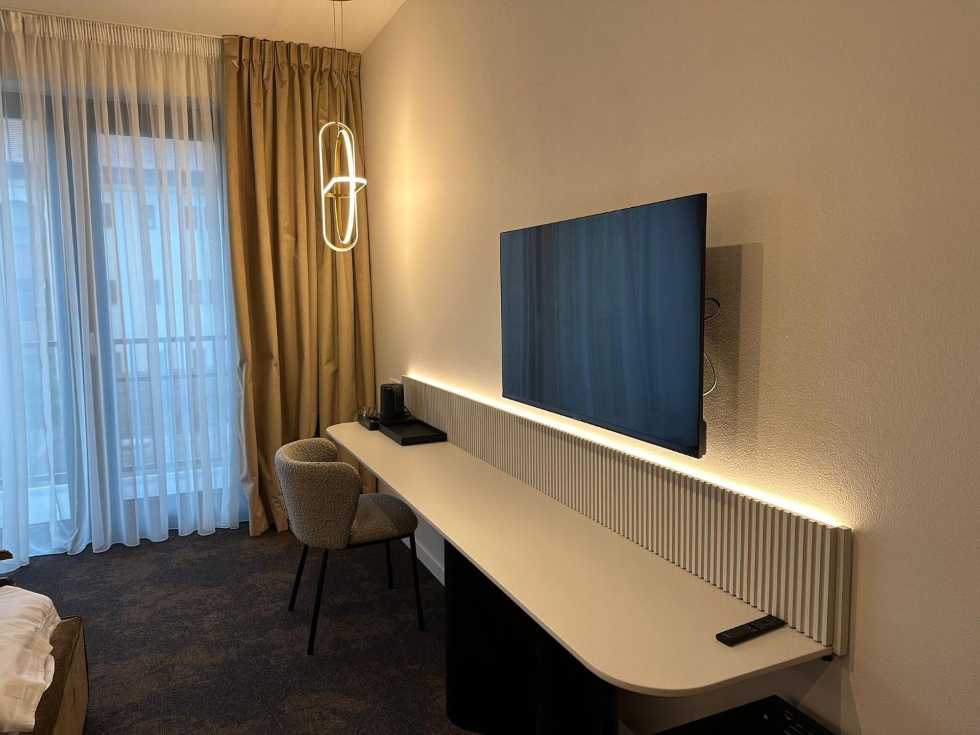 Hotel Element à Alba Iulia Extérieur photo