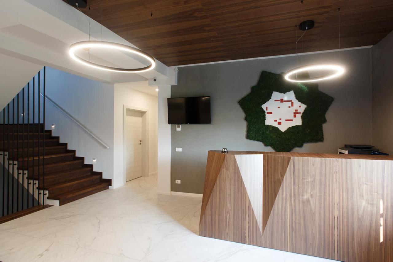 Hotel Element à Alba Iulia Extérieur photo