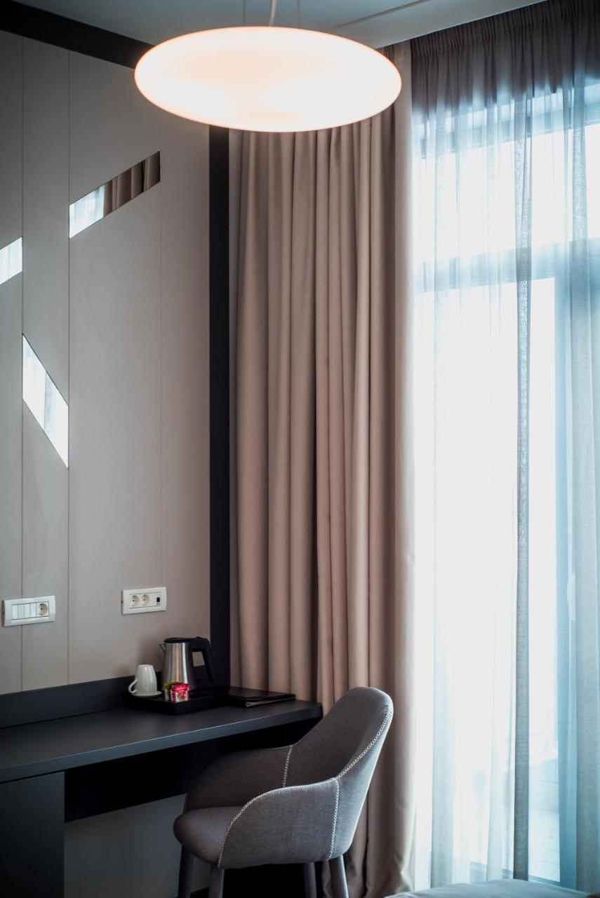 Hotel Element à Alba Iulia Extérieur photo