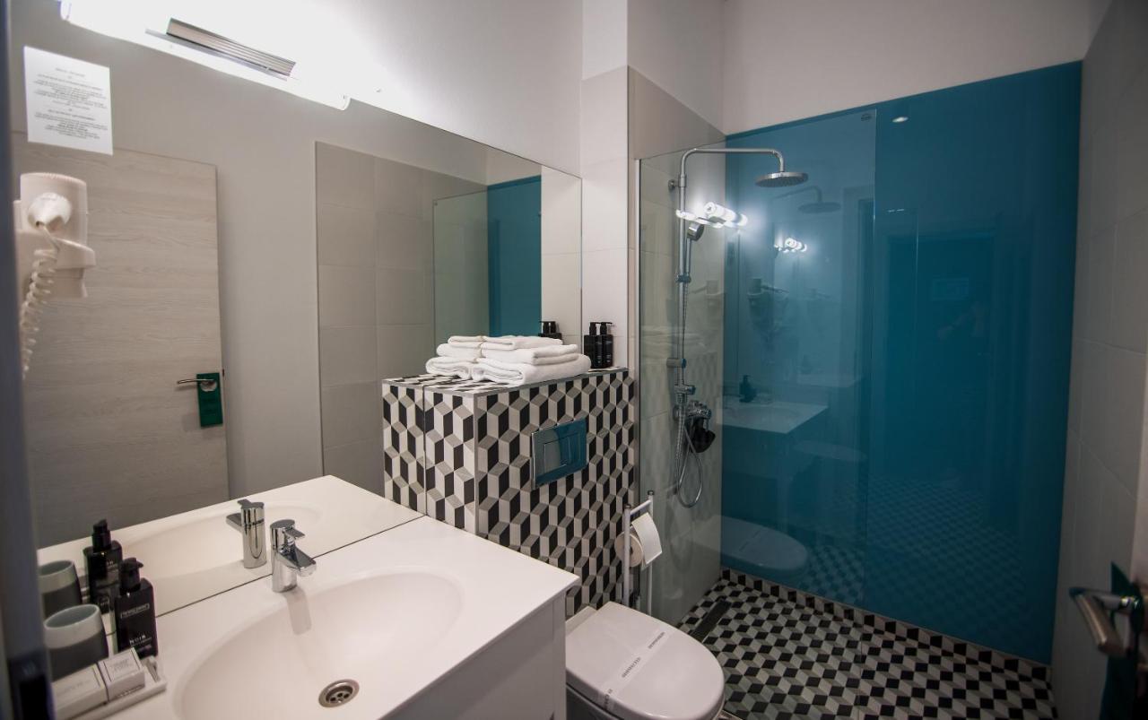 Hotel Element à Alba Iulia Extérieur photo