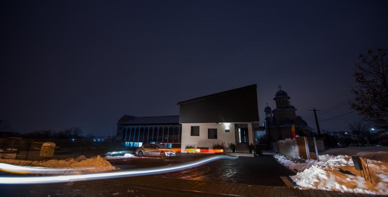 Hotel Element à Alba Iulia Extérieur photo